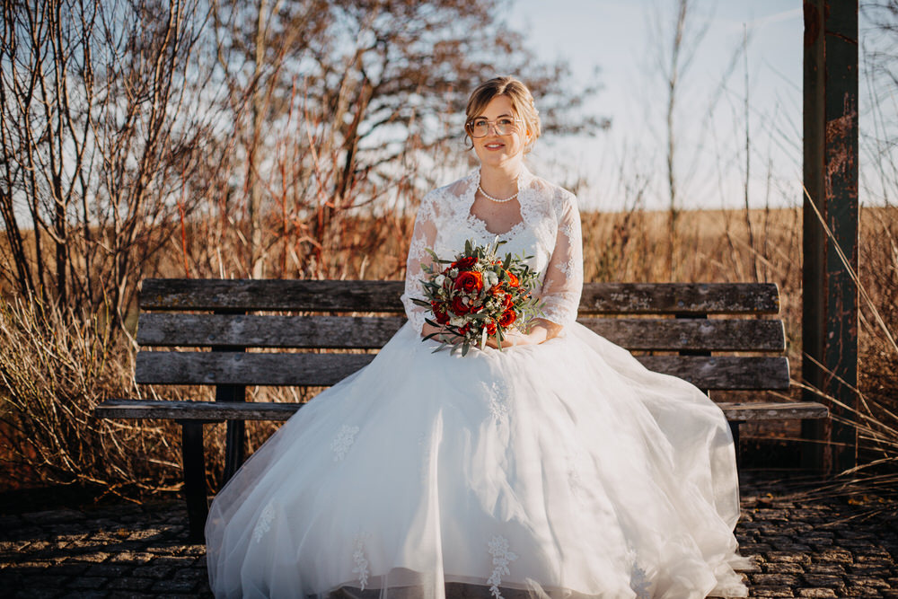 Hochzeit Isabell und Daniel in Kirchheim bei Wuerzburg und im Brueckenbaron Sonderhofen