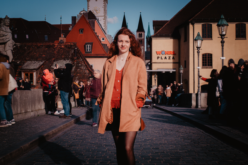 Portrait Shooting Würzburg Innenstadt Alte Mainbrücke