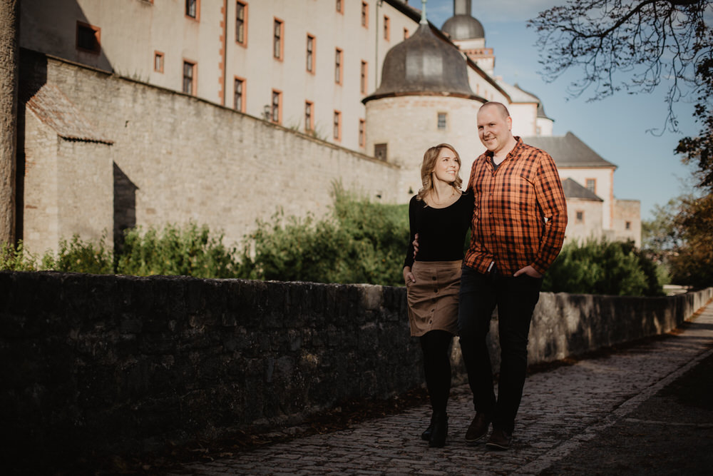 Engagement Fotoshooing in Würzburg auf der Festung Marienberg